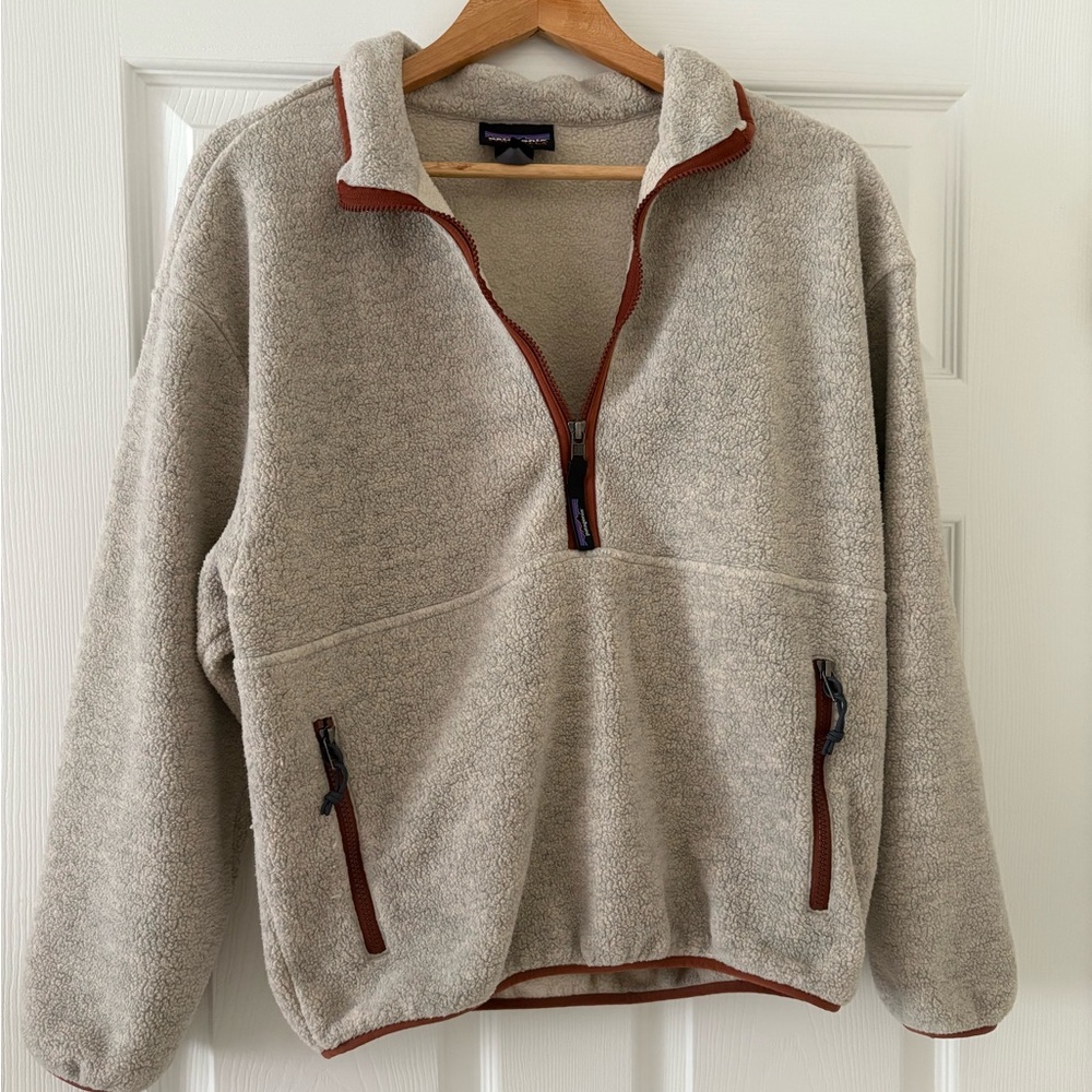 Patagonia Women’s Synchilla Marsupial fleece, size M